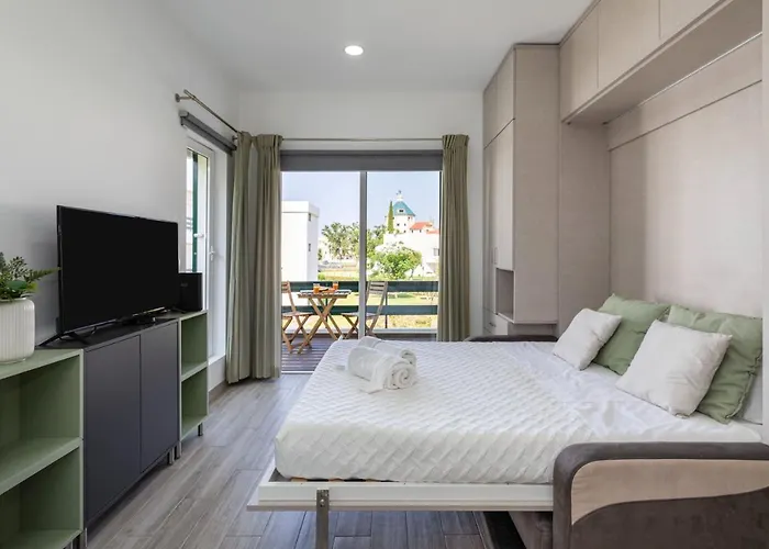 Апартаменты Centralgarve - Elegant And Cosy In The Heart Of - Aldeia Do Mar T0 *